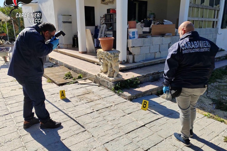 Salento, anziano trovato morto in un pozzo: indagini a tutto campo dei Carabinieri