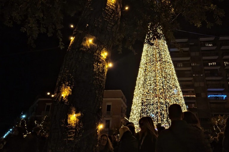 Accensione albero