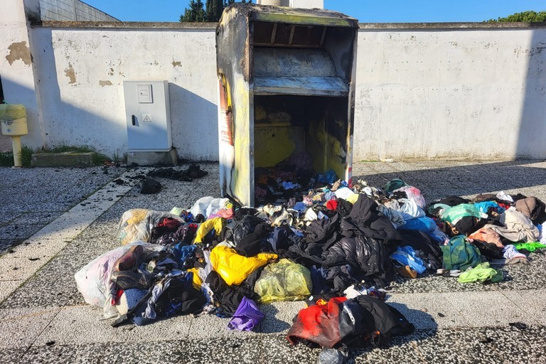 Raccolta indumenti usati