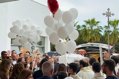 Barletta in silenzio per il piccolo Checco: commozione per l’ultimo saluto