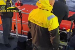 Incendio su traghetto diretto a Brindisi, in salvo 243 persone