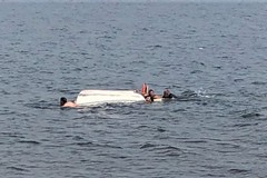Imbarcano acqua, due persone salvate in mare a Santo Spirito