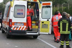 Incidente frontale in provincia di Bari, muore infermiera 55enne