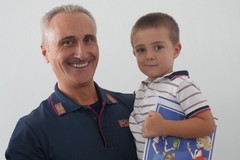 Bimbo si perde sul lungomare e i poliziotti lo ritrovano