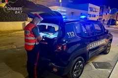 Uomo affetto da dipendenze barricato in casa a Margherita di Savoia