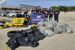 Clean up the World, i volontari raccolgono 255 chili di rifiuti abbandonati a Bitonto