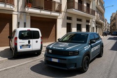 Scorribande notturne tra Corato e Ruvo: sventato un furto e recuperate due auto rubate