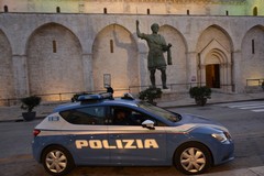 Tentano rapina in banca a Barletta, ma vengono beccati dalla Polizia