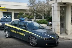 Maxi-sequestro di prodotti contraffatti in provincia di Taranto