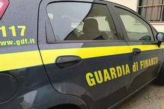 Vendeva auto illegalmente: evasione da 4 milioni di euro a Brindisi