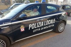 Tre ragazzi di Molfetta fermati dalla Polizia locale: in auto con droga e armi