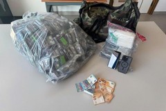 Oltre 50 kg di droga, arrestato sulla A14 ad Andria