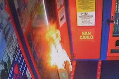Distributore automatico dato alle fiamme a Cerignola