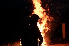 Incendio in una fabbrica a Brindisi. Nessun ferito