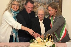 Andria, Filomena Liso compie 100 anni e regala un libro di ricette alla città