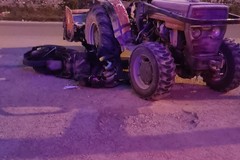 Scontro tra moto e trattore ieri ad Andria: 2 feriti