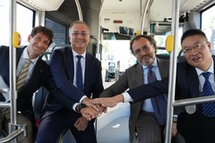In Fiera del Levante la delegazione cinese per la presentazione degli autobus elettrici