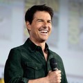 Tom Cruise a Bari per girare un film, arrivato in aereo nella notte