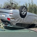 Auto sbanda e si ribalta sulla Molfetta-Terlizzi. Due feriti, uno è grave