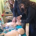 Formazione per la sicurezza del neonato: a Monopoli un corso dedicato alla stabilizzazione in emergenza