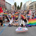 10mila in piazza per il Bari Pride: «I nostri diritti non possono andare in letargo»