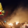 Incendio nella baraccopoli di Borgo Mezzanone: nessun ferito