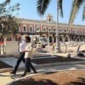 Proseguono i lavori in piazza Aldo Moro a Bari: il sopralluogo di Leccese