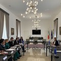 Furti e incursioni nelle scuole di Barletta, tavolo in Prefettura