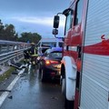 Auto in fiamme dopo scontro: muore 32enne vicino Lecce