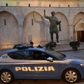 Tentano rapina in banca a Barletta, ma vengono beccati dalla Polizia