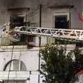 Incendio in un'appartamento a Brindisi: messa in salvo una ragazza