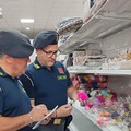 Sequestrati 7mila articoli non a norma in provincia di Bari: nel mirino prodotti di Halloween e giocattoli