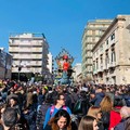 Il Covid blocca di nuovo la tradizione, non ci sarà il Carnevale di Putignano 2022
