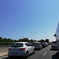 Camion ribaltato sulla tangenziale: traffico nel caos a Bari