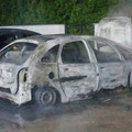 Due auto in fiamme nella notte a Ruvo di Puglia