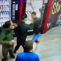 Shock a Trinitapoli: aggressione con una sega all'interno di un h24