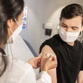 Vaccino, in Puglia boom di adesioni tra i giovani