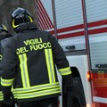 Fiamme all'interno di un'azienda di prodotti alimentari a San Ferdinando di Puglia