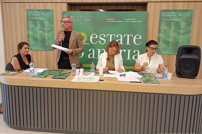 Conferenza stampa