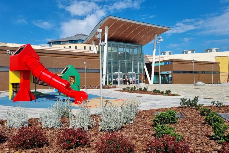 Gran Shopping Molfetta celebra 18 anni: gift card per i neo-maggiorenni del 2026