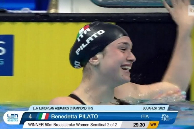 Nuoto, la tarantina Benedetta Pilato è campione del mondo nei 100m rana