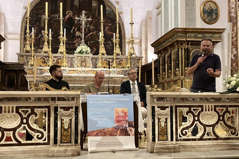 Traduzione letteraria ecumenica Nuovo Testamento