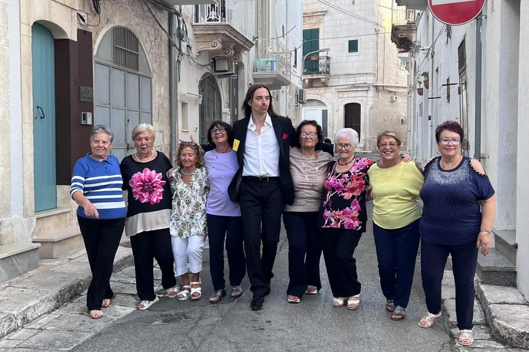Tommy Cash in Puglia. <span>Foto IL FILO D’Arianna di Ostuni</span>