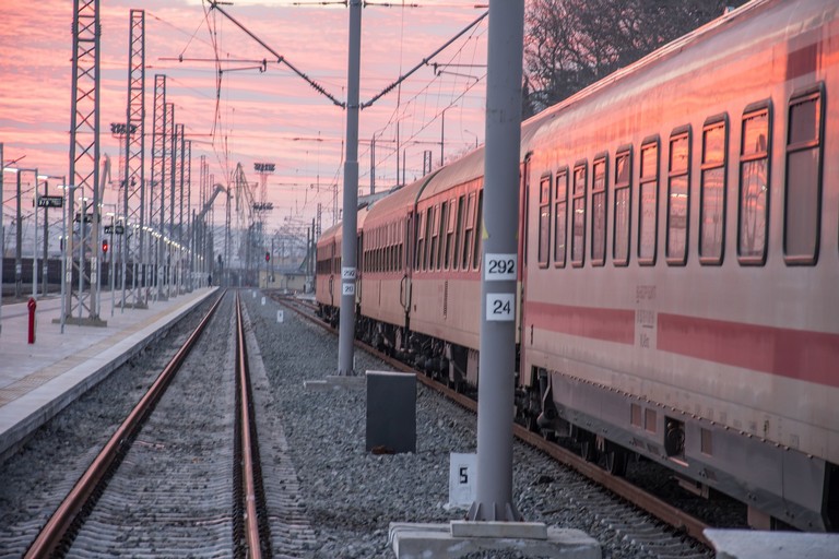 Persona investita da un treno tra le stazioni di Barletta e Trinitapoli