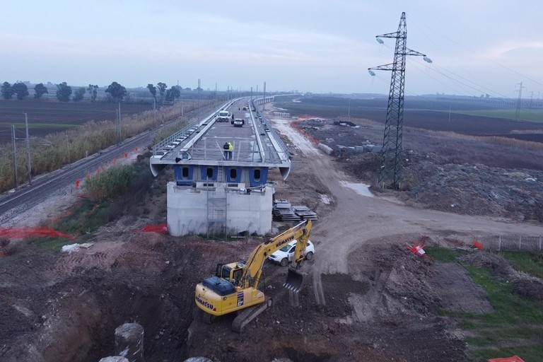 Lavori sulla linea ferroviaria Bari-Barletta