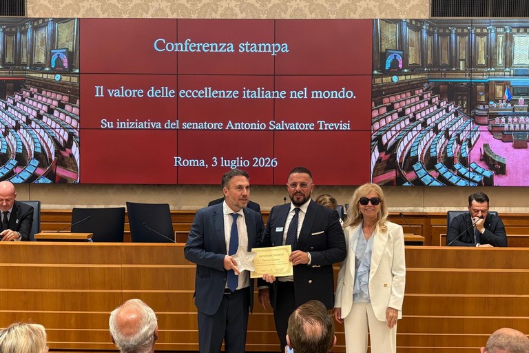 Vincenzo Labianca di Meditrans premiato al Senato